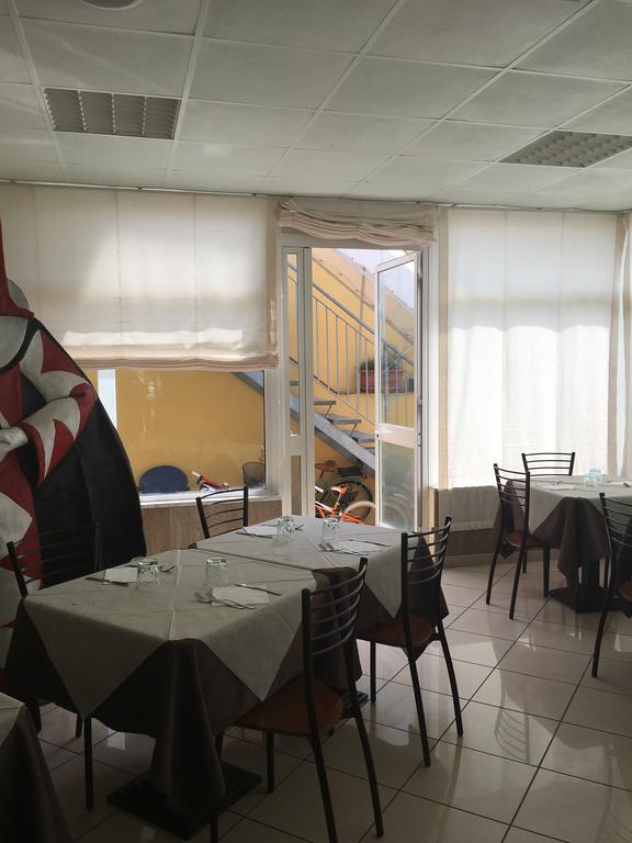 Hotel Bahia Viareggio Zimmer foto